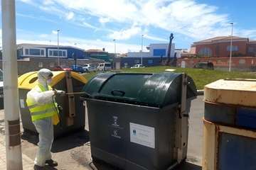 La limpieza exhaustiva llega estos días a La Viña, la costa, Hornos del Rey, Las Remudas y otros barrios (Foto TA)
